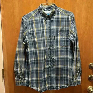 Columbia button-down shirt, size M
